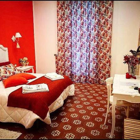 B&B Resta Cu Mme Naples Extérieur photo
